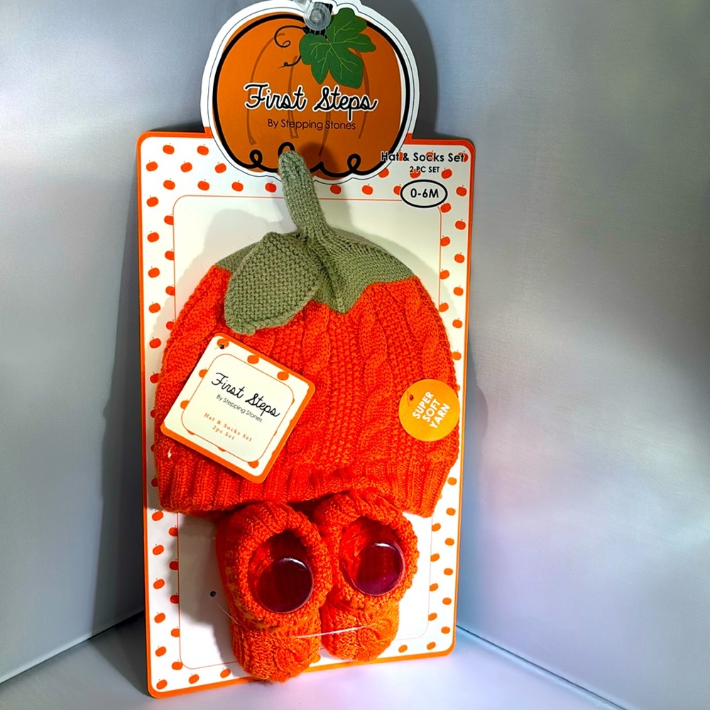 Baby Pumpkin Hat and Socks Set